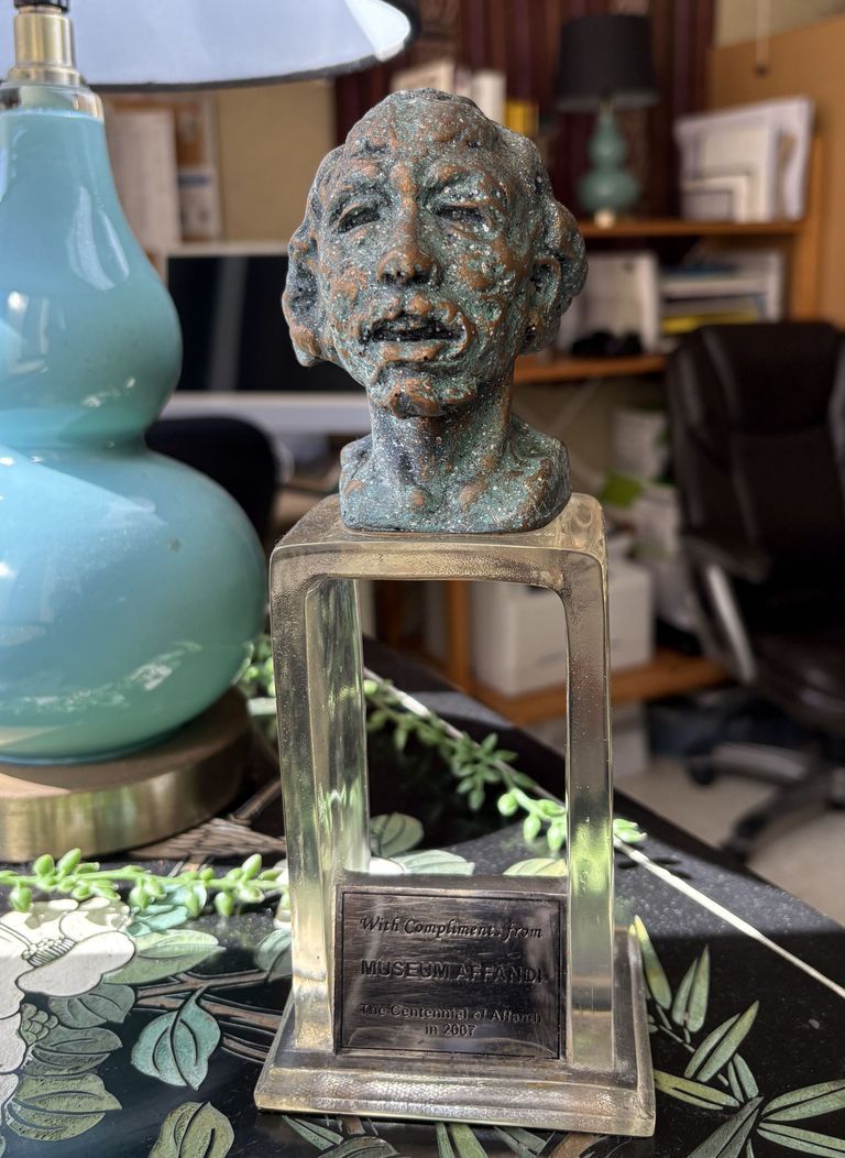 Affandi Bust